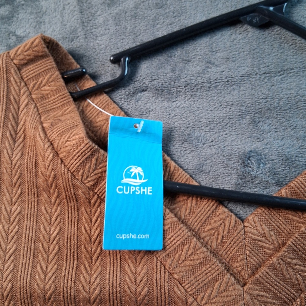 NWT Cupshe Knit Top Womens Small Brown V-Neck Balloon Sleeve Chevron Textured - Picture 5 of 8